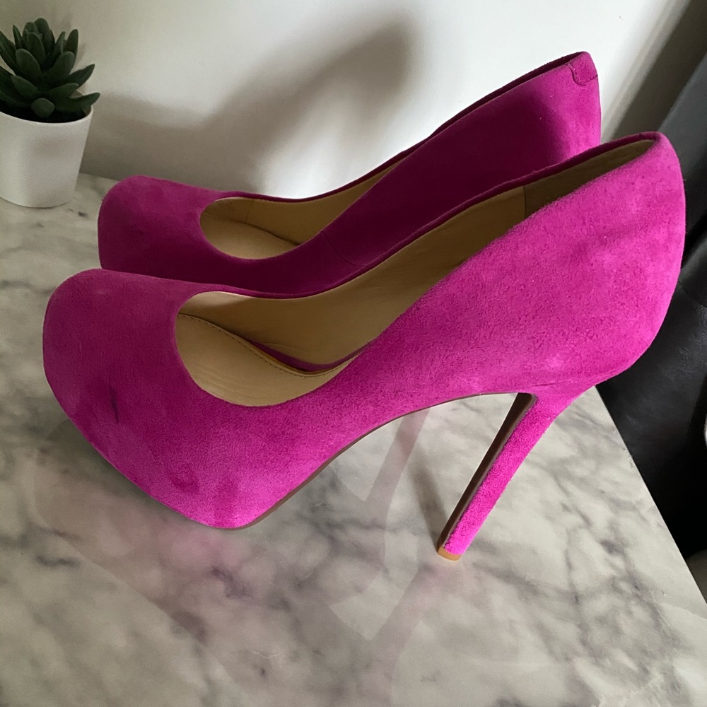Jessica Simpson Pumps - Picture 3 of 5